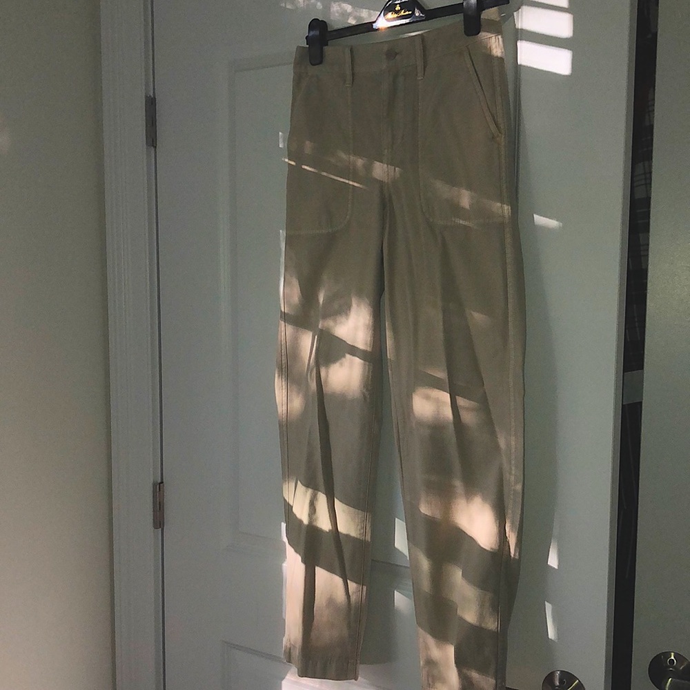 JCREW KHAKI NEW amazingly comfortable pants - tags still on !